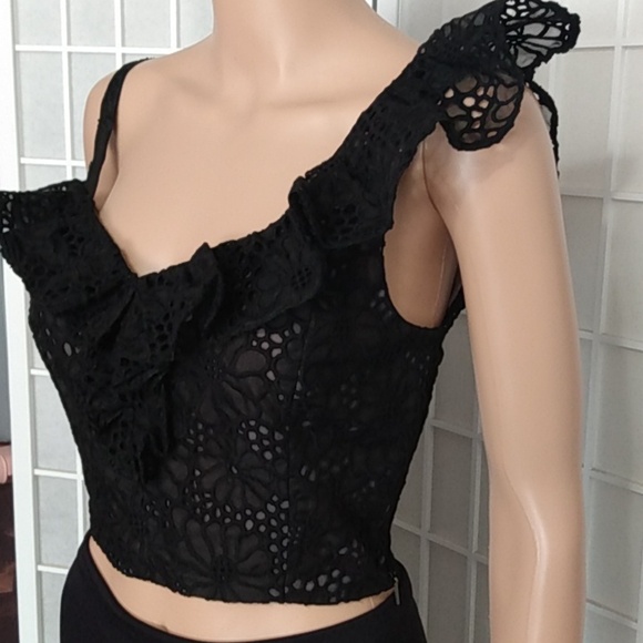Rebecca Taylor Lace Off-Shoulder Crop Top – Black – 8 - Picture 2 of 15